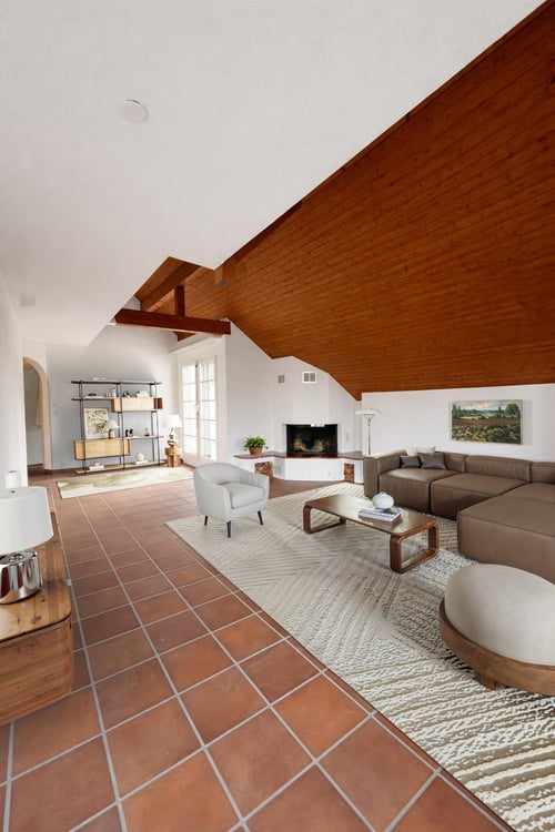 Moderne 5.5-Zimmer-Maisonette-Wohnung in ruhiger Lage im Hirzel ZH 2