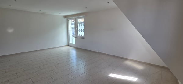 Maisonette mit Seesicht, privatem Garten und einzigartigem Wohnatelier inkl. Garage 26