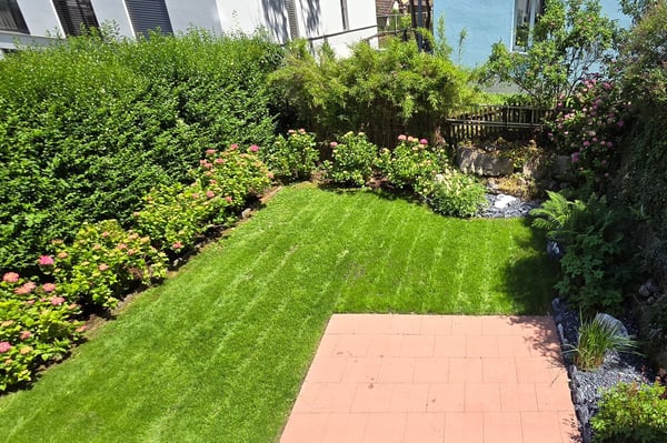 Maisonette mit Seesicht, privatem Garten und einzigartigem Wohnatelier inkl. Garage 13