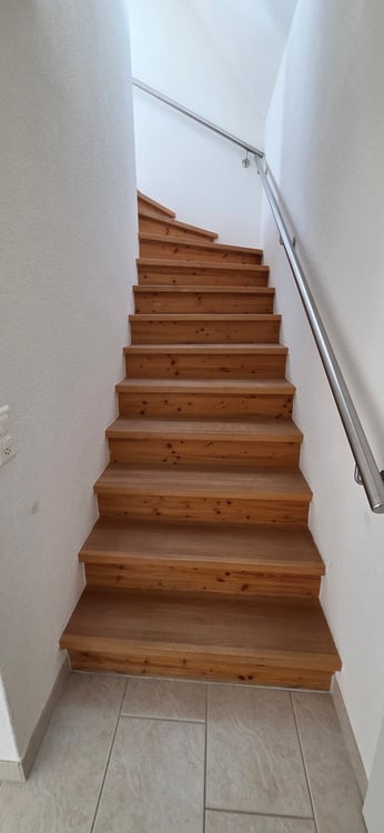 Maisonette mit Seesicht, privatem Garten und einzigartigem Wohnatelier inkl. Garage 12