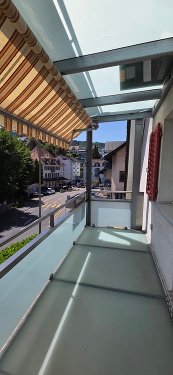 Maisonette mit Seesicht, privatem Garten und einzigartigem Wohnatelier inkl. Garage 30