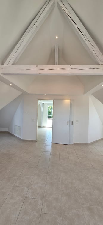 Maisonette mit Seesicht, privatem Garten und einzigartigem Wohnatelier inkl. Garage 13