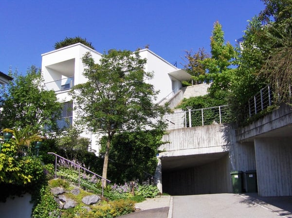 Charmante 3.5-Zimmer-Dachwohnung in Schönenberg ZH – Modern, Ruhig & Mit Aussicht