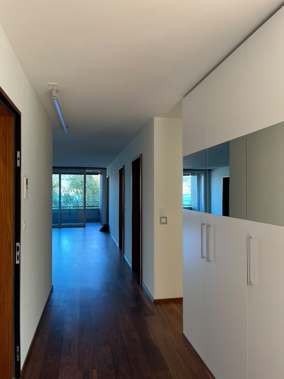 Helle 4.5-Zimmer-Wohnung mit Seesicht an der Seestrasse in Horgen 24