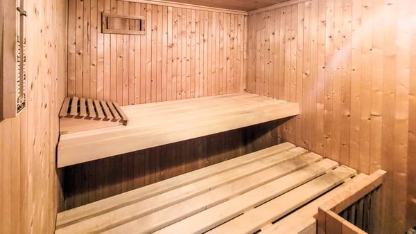 Tolles Einfamilienhaus mit grossem Grundstück 8