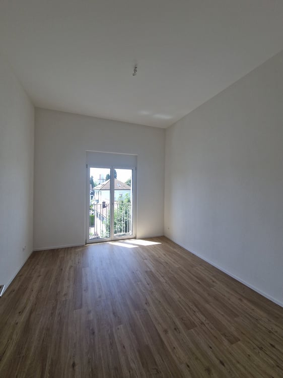 Moderne 4.5-Zimmer-Dachwohnung mit Balkon in Wil 10