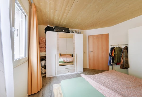 2-Familienhaus mit 2.5-Zi. Wohnungen als Renditeobjekt 4