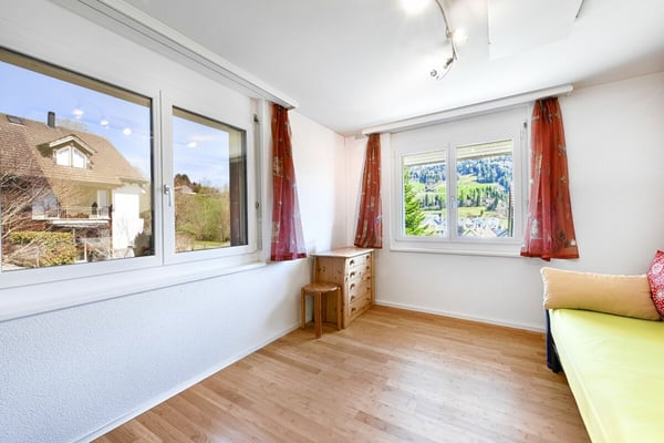 6.5 - Zimmer Doppelhaushälfte in Gibswil 5