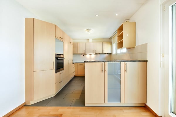 Gepflegte 4.5-Zi. Eigentumswohnung an idealer Lage mit grossem Balkon 6