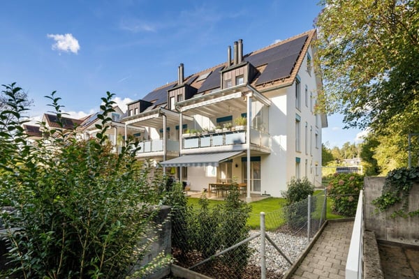 5.5-Zimmer Dreigeschoss-Maisonettewohnung an ruhiger, familienfreundlicher Lage in Gossau ZH