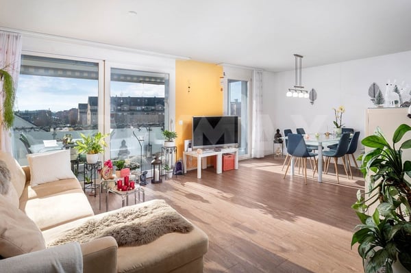 Charmante 1.5-Zimmer-Wohnung mit Sonnenbalkon und schöner Fernsicht 4