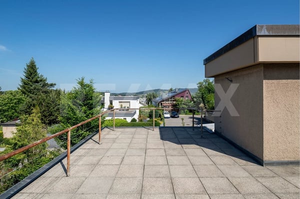 Gepflegtes 6-Zimmer Einfamilienhaus mit Weitsicht und Gartenidylle 8