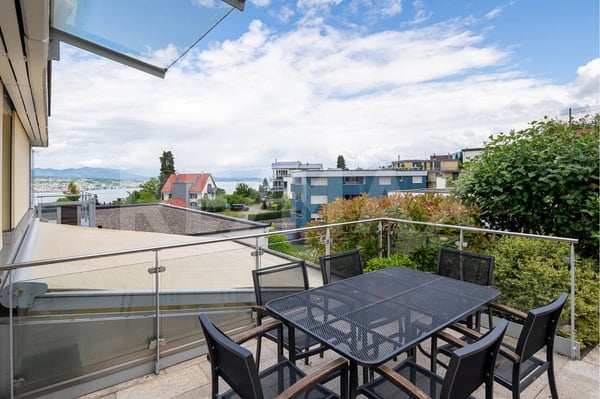 Gepflegtes 5.5-Zimmer-Terrassenhaus mit unverbaubarer Seesicht in Wädenswil! 12