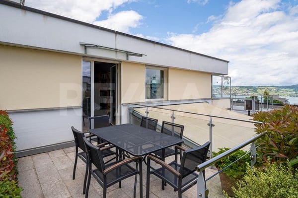Gepflegtes 5.5-Zimmer-Terrassenhaus mit unverbaubarer Seesicht in Wädenswil! 13