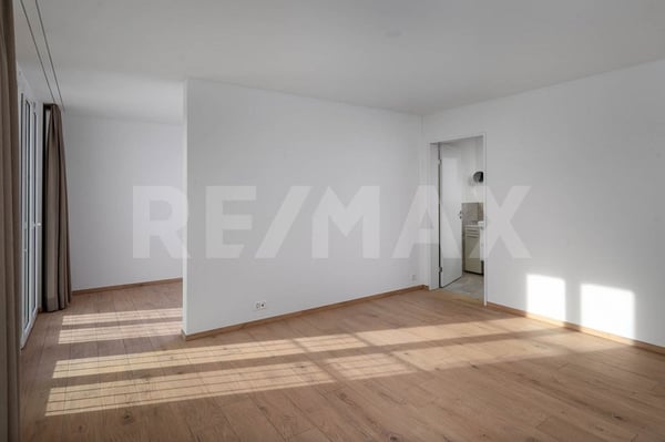 Hochwertige 4.5-Zimmer-Wohnung mit unverbaubarer See- und Weitsicht 8