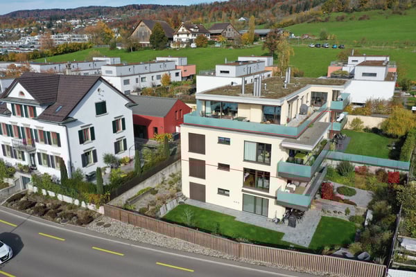Moderne 1.5-Zimmer-Wohnung mit Blick auf den See- und in die Berge 4