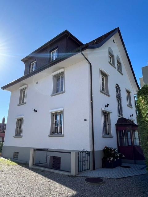 Stilvolles, grosszügiges 7 1/2-Zimmer-Einfamilienhaus 1