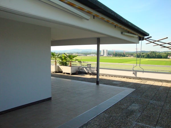 Attikawohnung mit grosser Dachterrasse und traumhafter Weitsicht 13