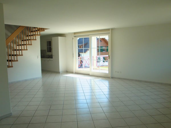 Wohnen am Dorfrand / 3.5 Zimmer Maisonette mit offenem Dachstock 3