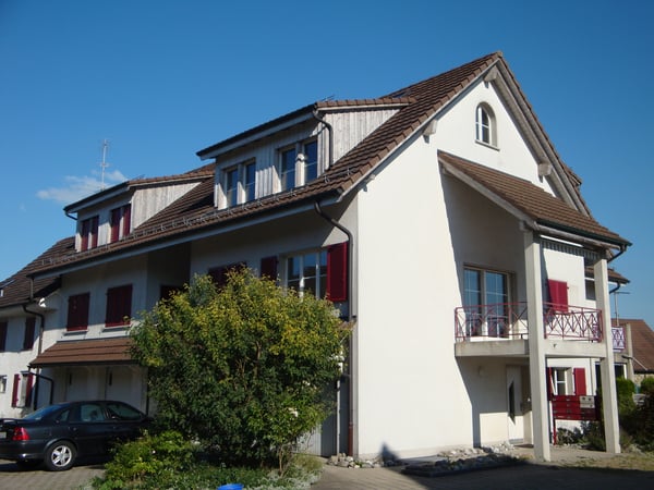 Wohnen am Dorfrand / 3.5 Zimmer Maisonette mit offenem Dachstock 2