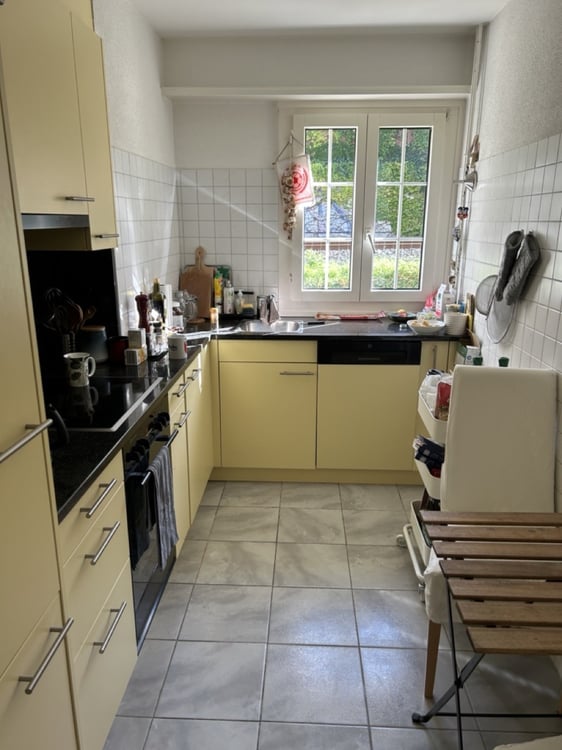 Schöne 2.5- Zimmerwohnung an der Seestrasse in Zollikon 6