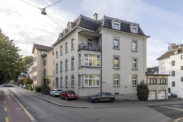 Aussen-Parkplatz im Seefeld befristet bis 30.09.2026 2
