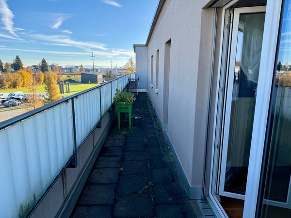 Moderne Attikawohnung mit grosser Terrasse 16