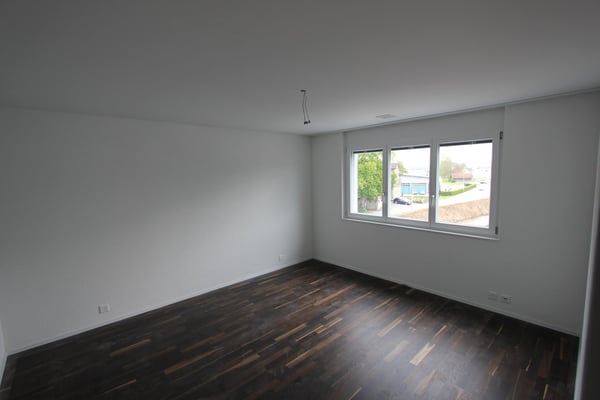 Moderne Wohnung mit grossem Gartensitzplatz wartet auf Sie! 8