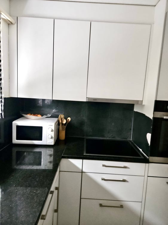 Grosszügige Wohnung an ruhiger Lage 8