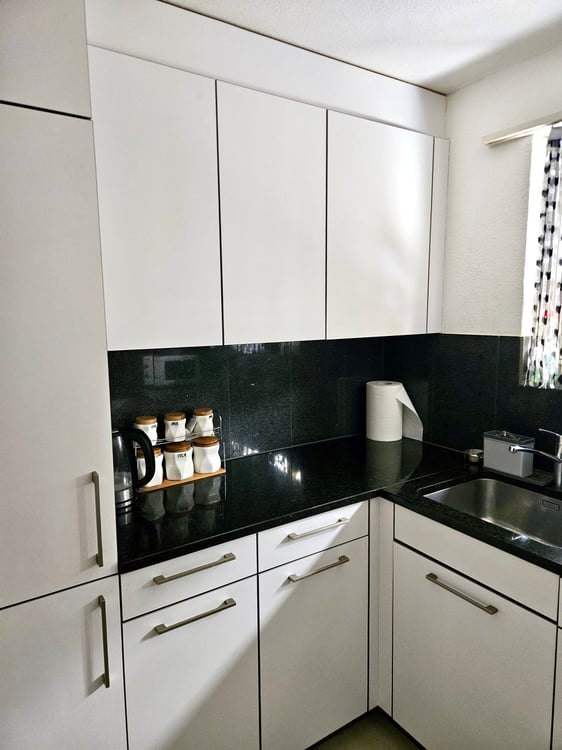 Grosszügige Wohnung an ruhiger Lage 10