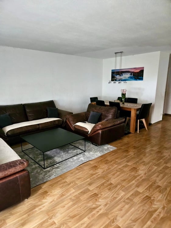 Grosszügige Wohnung an ruhiger Lage 3