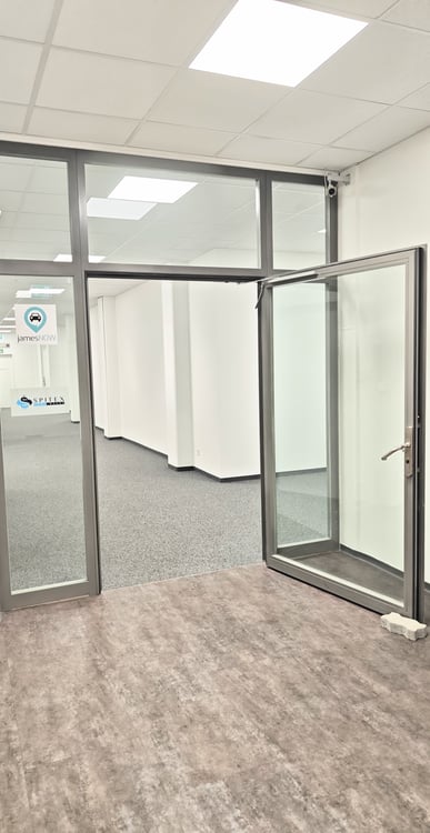 Helles 74 m² Büro an Top-Lage – Flexibel & Bezugsbereit per Juni 2026 8