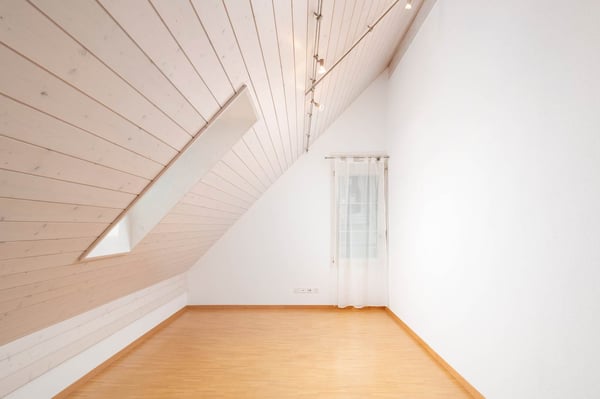 Charmante 6.5-Zimmer-Dachmaisonette! 12