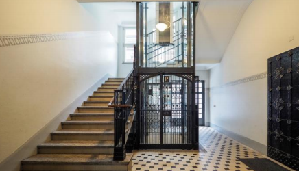 2 x 220 m2 Büro-/Praxisräume im Bankenviertel von St.Gallen 1