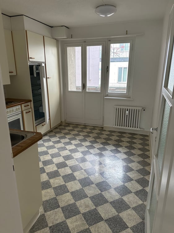 Charmante 1-Zimmer-Wohnung mit Balkon in Rorschach 1