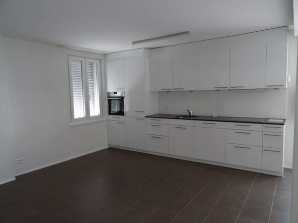 geräumige 3 ½-Zi-Wohnung mit grossem Balkon 2