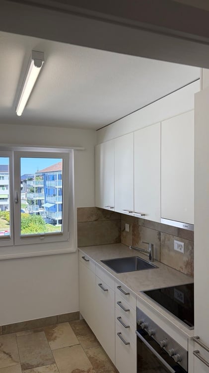 Komplett renovierte 3-Zimmer-Wohnung mit grossem Balkon 8