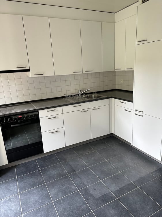 Grösszügige und gepflegte Wohnung nahe Zentrum 5