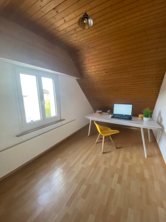 Charmante 5.5-Zimmer-Dachwohnung an zentraler Lage in St. Gallen 4