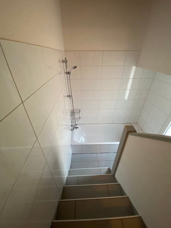 Charmante 5.5-Zimmer-Dachwohnung an zentraler Lage in St. Gallen 6