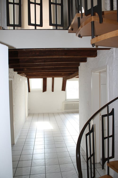 Freundliche 9.5-Zimmer Maisonettewohnung mit grosser Dachterrasse – Ideal für eine WG! 9