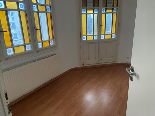 Wunderschöne 1 Zimmerwohnung mit einem riesen Balkon zu vermieten 22