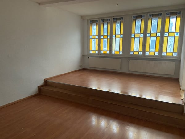 Wunderschöne 1 Zimmerwohnung mit einem riesen Balkon zu vermieten 25