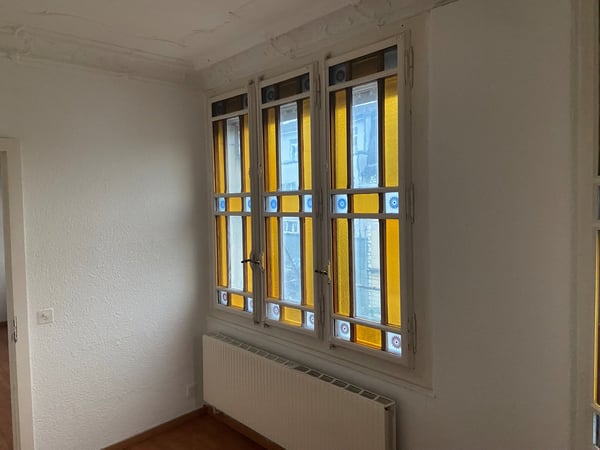 Wunderschöne 1 Zimmerwohnung mit einem riesen Balkon zu vermieten 24