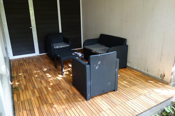 Totalsanierte teilmöbilierte 2.5-Z'Wohnung 10