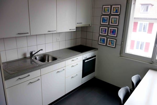 Teilrenovierte 1.5 Zimmerwohnung per sofort zu vermieten 3