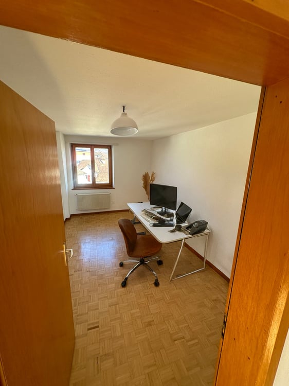 Situation centrale et calme 5