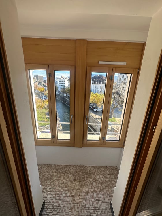 Situation centrale et calme 10