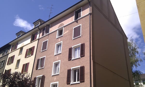 Charmante 1-Zimmerwohnung mit geschlossenem Balkon an der Schlossgasse 15, Basel 1