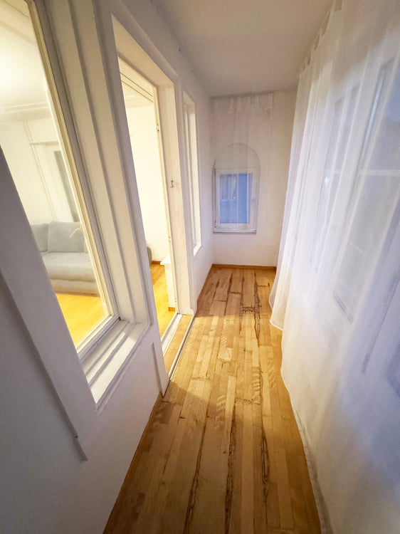Geräumige 4 Zimmerwohnung zu vermieten 8